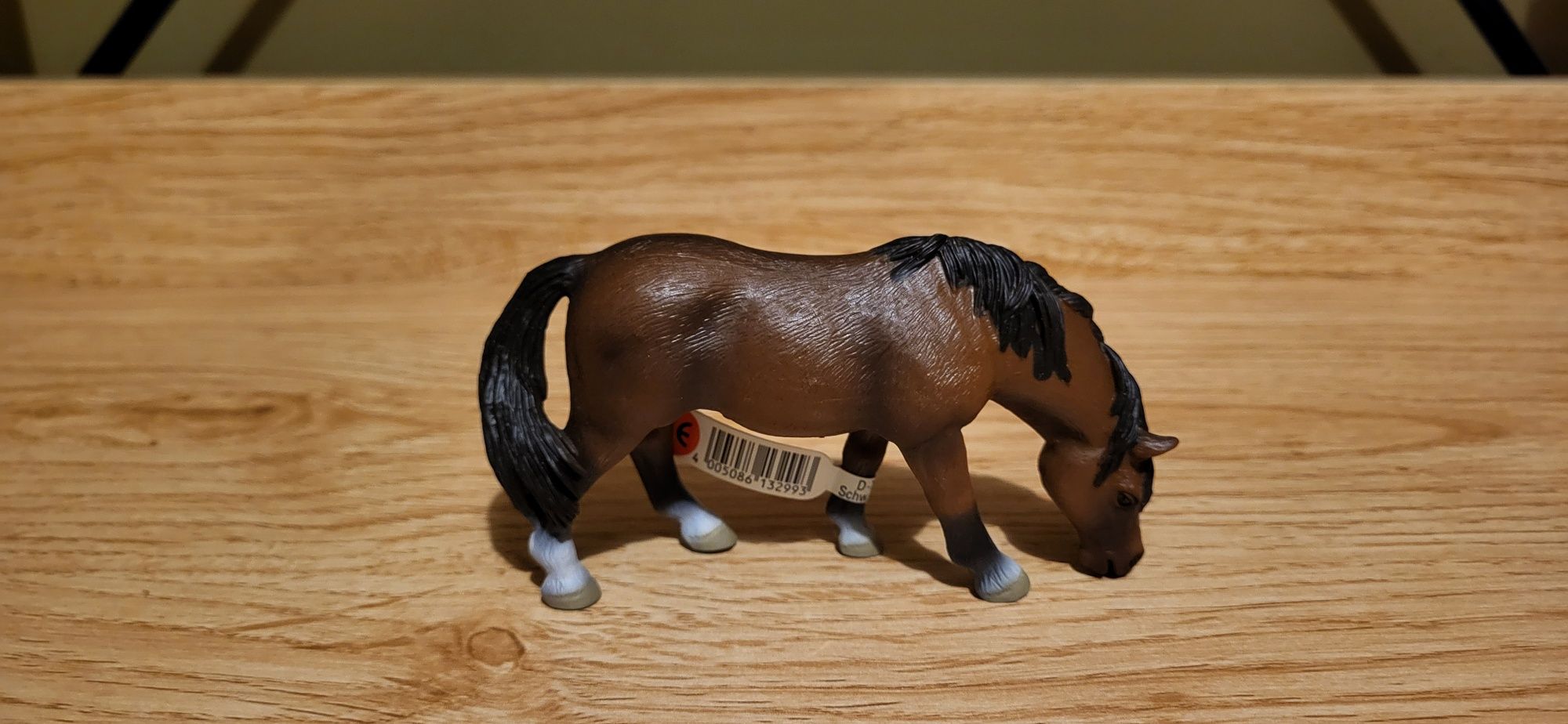 Schleich koń kucyk do nauki jazdy figurka model wycofany z 2004 r.