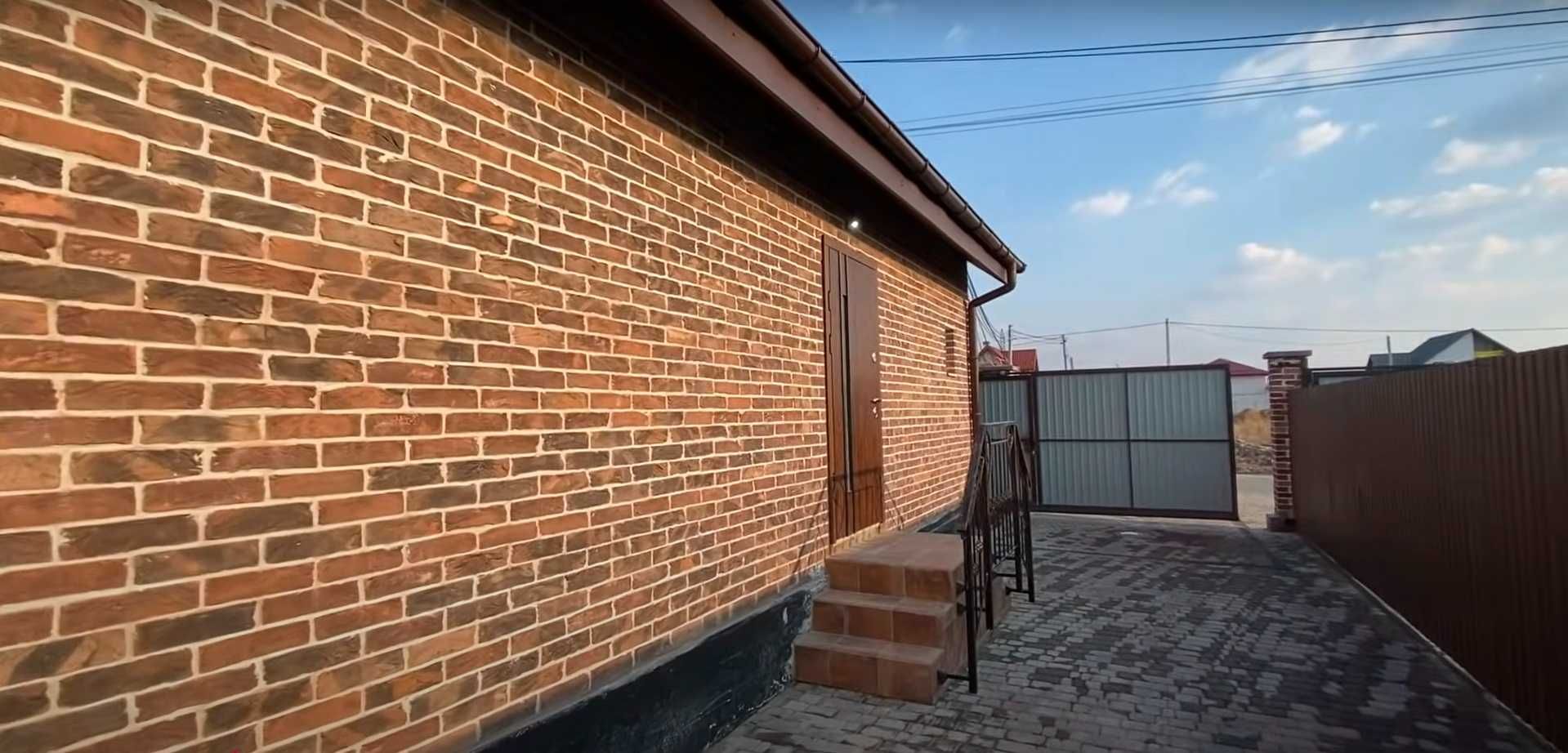 Будинок на 120 м2, в Англійському стилі у КМ "Бельгійське містечко"