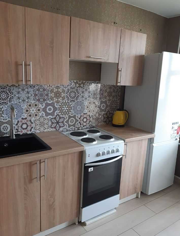 1 кім з РЕМОНТОМ 40 м2 в багатоповерхівці ПОЛЯ (КІРОВА) (712986)