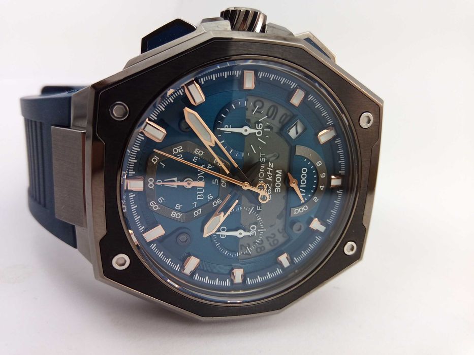 Суперточные мужские часы Bulova 98B357, 262 кГц, точностью 1/1000 сек