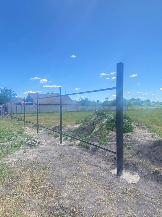 25 соток для будівництва. Вокзал, школа, новий забор