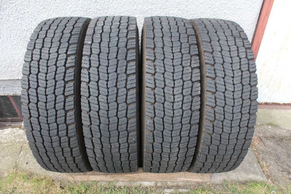 4x Continental HDW2 275/70R22,5 275 70 R22,5 17 mm