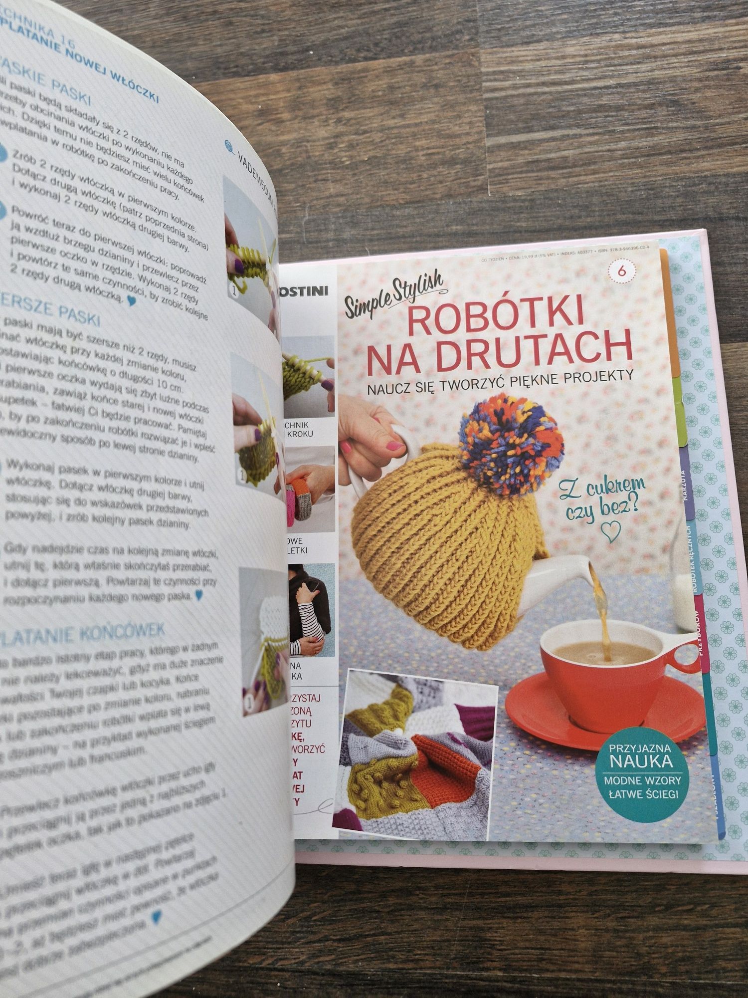 A2480. "Robótki na drutach" Segregator 11 numerów