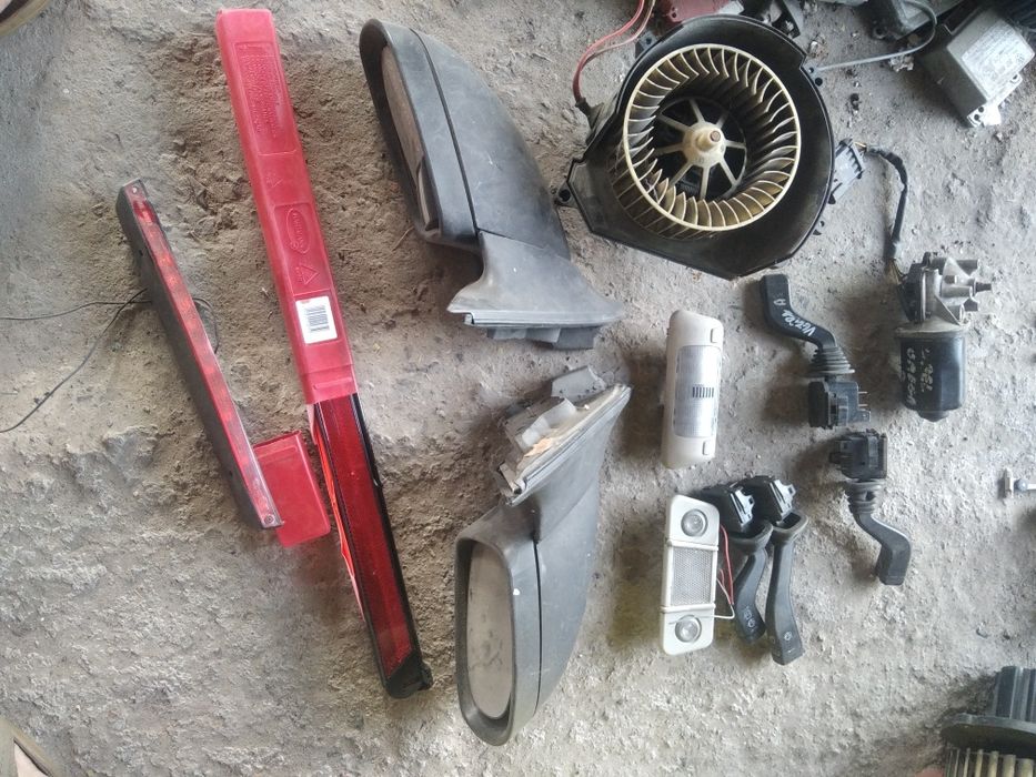 Запчастини Опель омега -Б