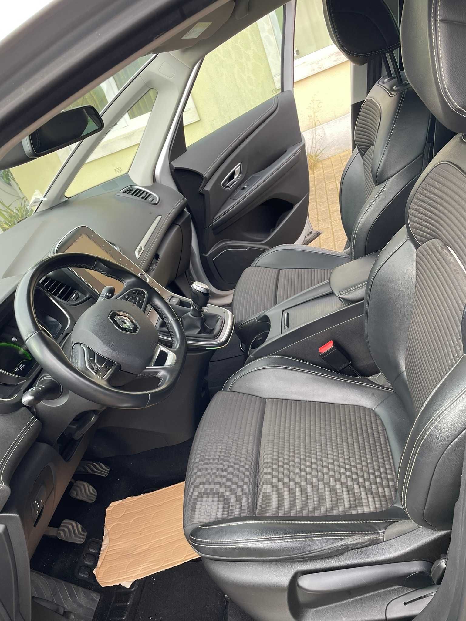 Renault Grand Scenic 1.6 Dci 130CV 5 + 2 lugares com 119.000Km 1 dono
