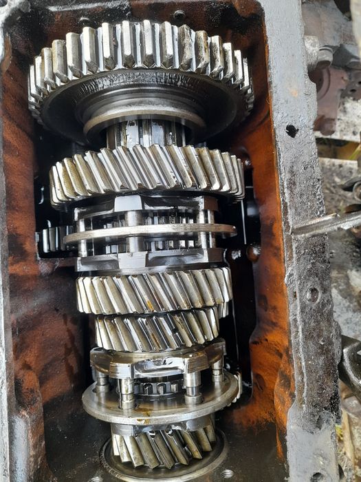 Коробка КПП ЗІЛ-130 131 + ком + НШ + клапан