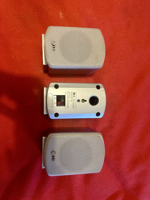 Colunas LG cinzentas