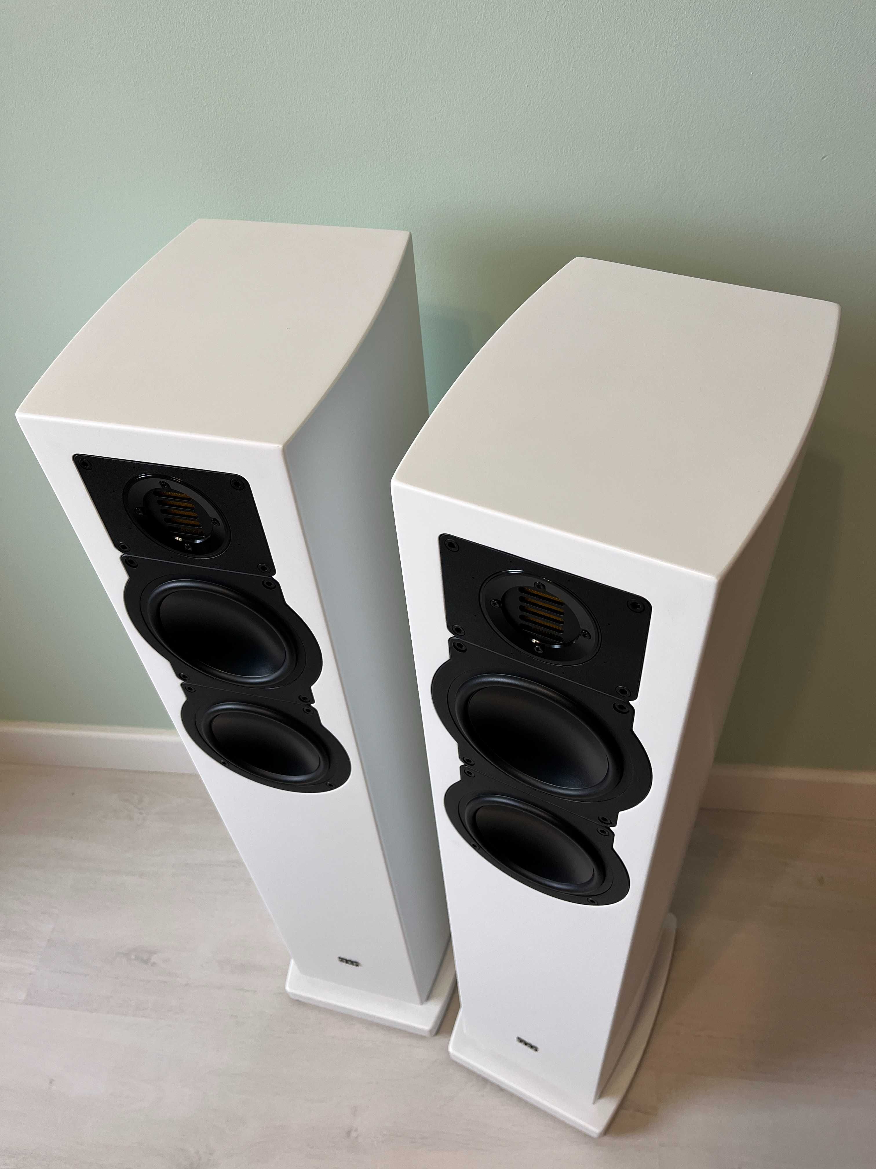 Elac FS 217 z JET white satin - kolumny podłogowe