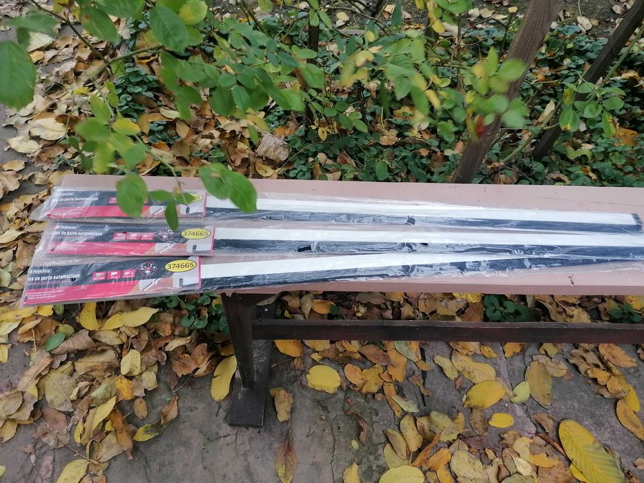 Самоклейний нижній ущільнювач дверей білий PARKSIDE