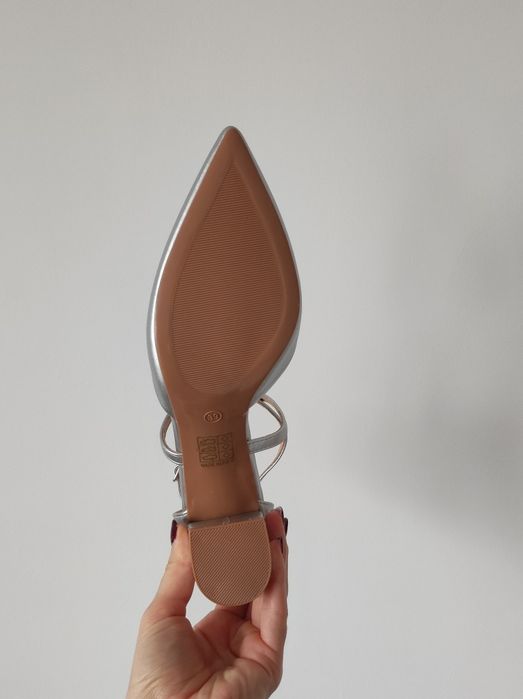 Nowe buty na obcasie / szpilki / czółenka