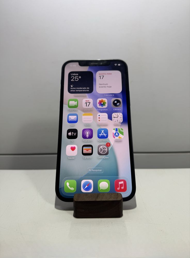 iPhone 12 (como novo sem marcas de uso)