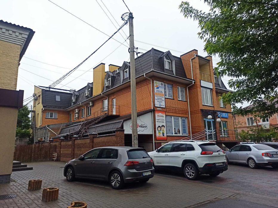 Оренда комерційних приміщеннь: 16,9/ 50/ 80 та 140 м² в  Ковелі