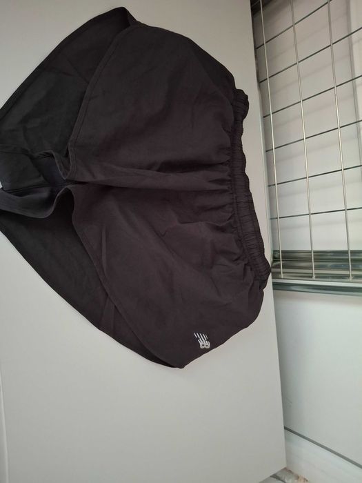 Шорти спортивні NB