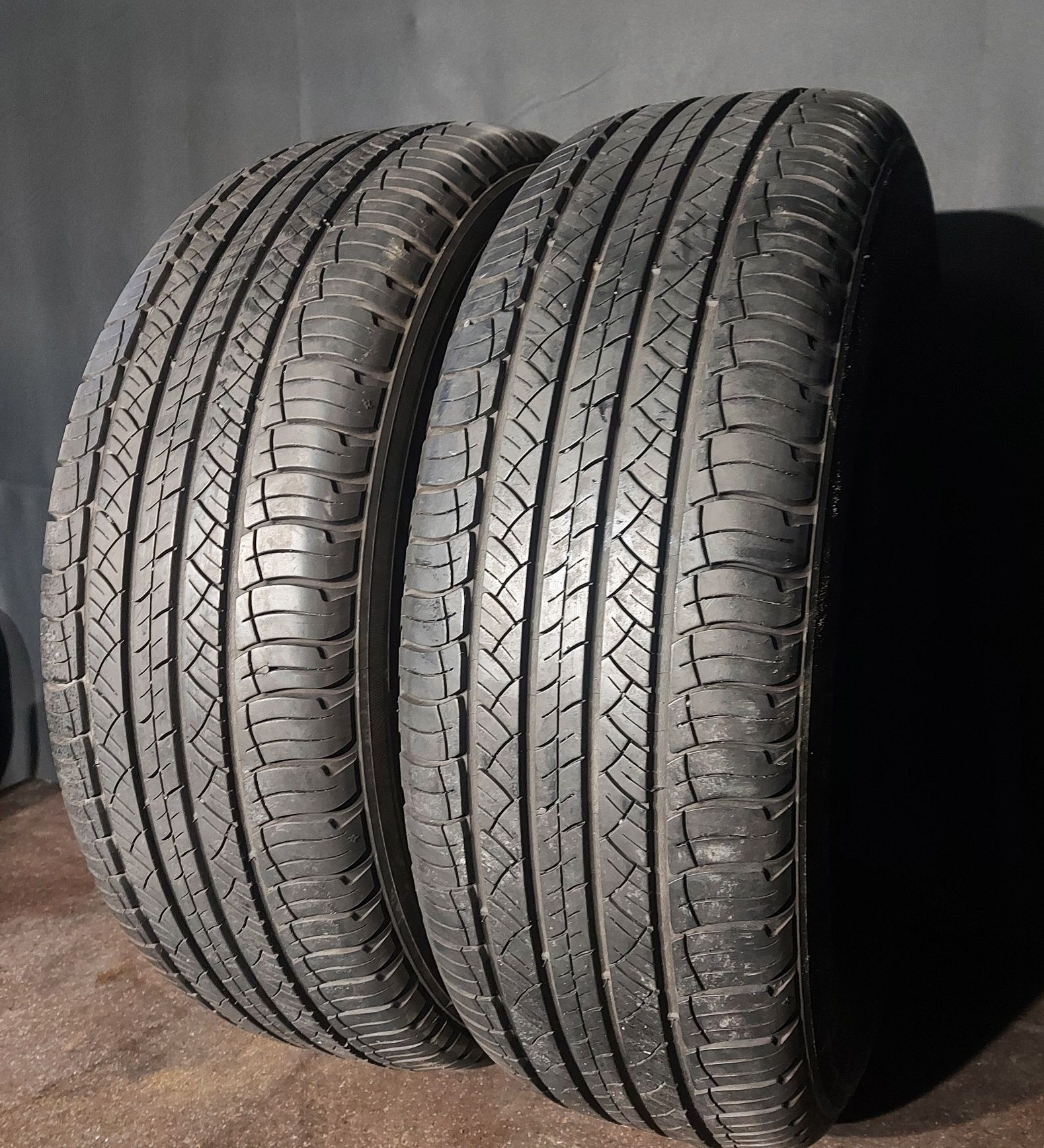 2x 215/70R16 100H Michelin Latitude Tour Hp