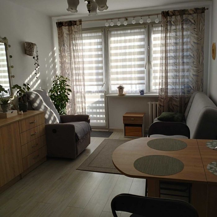 Mieszkanie 2 pokoje,1 piętro 37 m kw sprzedam - zamienię na większe