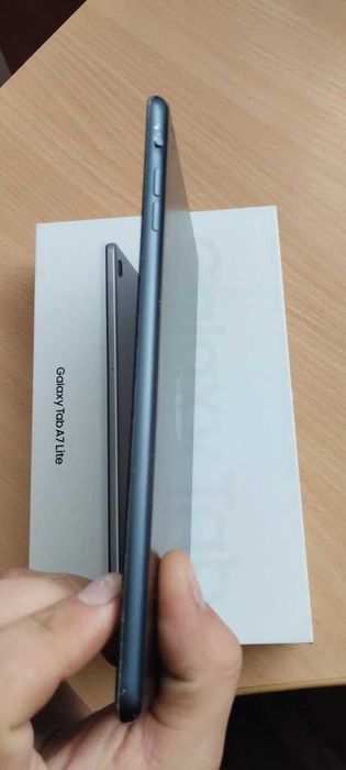 Планшет 7.9" Apple A1432 iPad mini 16GB