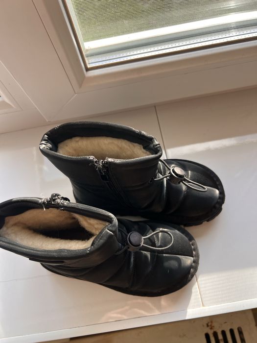 Продам Взуття дитяче