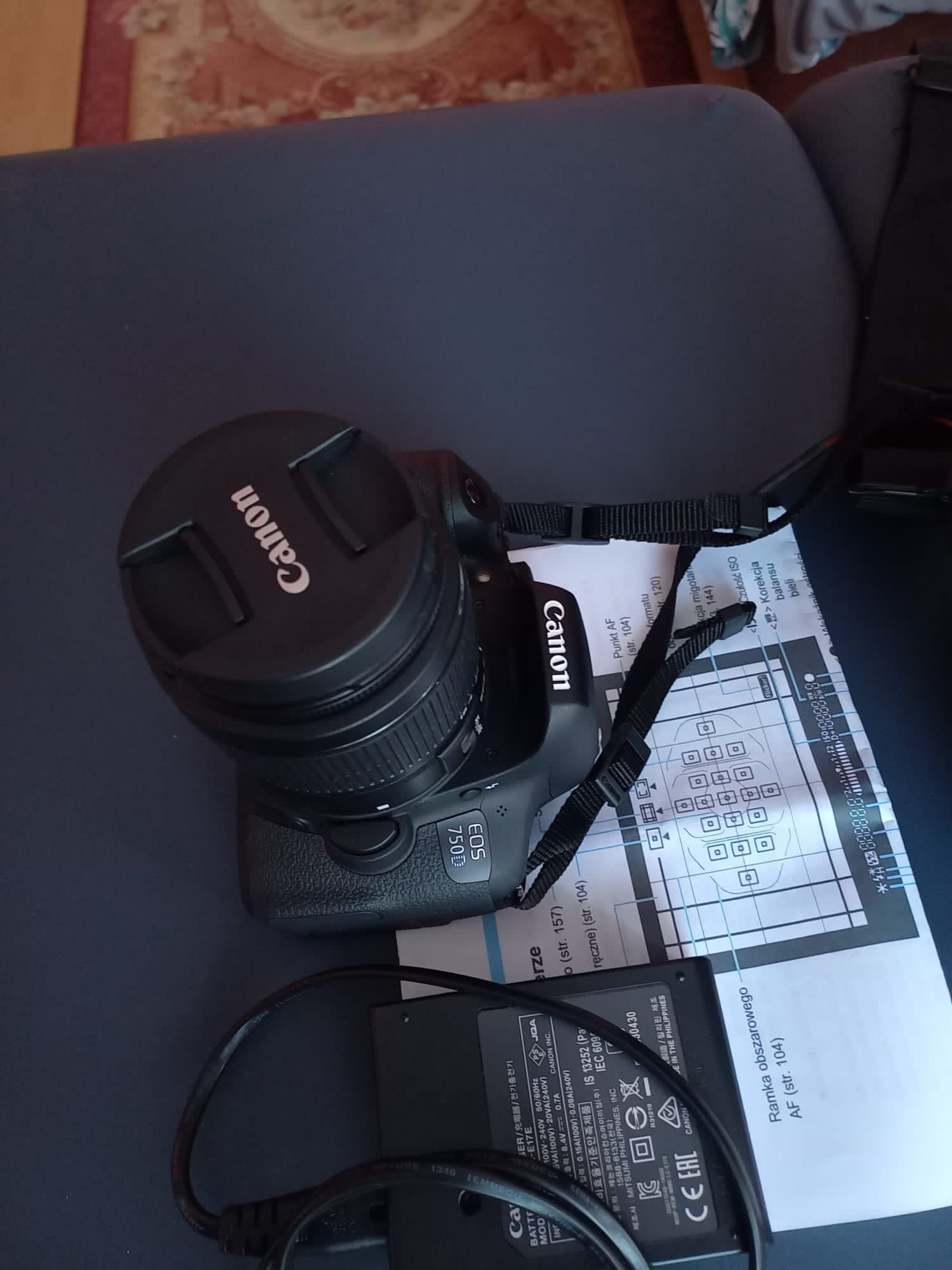 Canon EOS 750D 18-55 wraz z futerałem