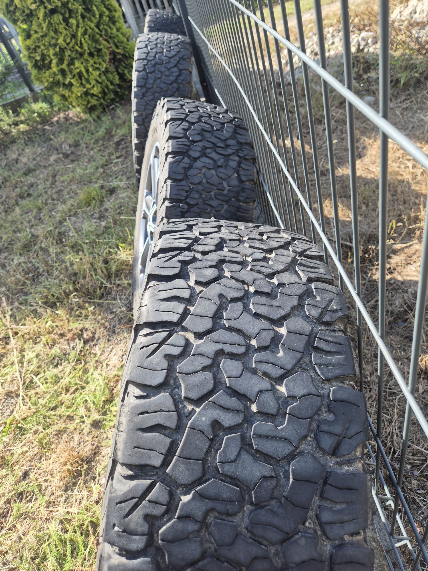 Mitsubishi L200 koła felgi alufelgi 18"x7.5J 6x139.7 + opony A/T