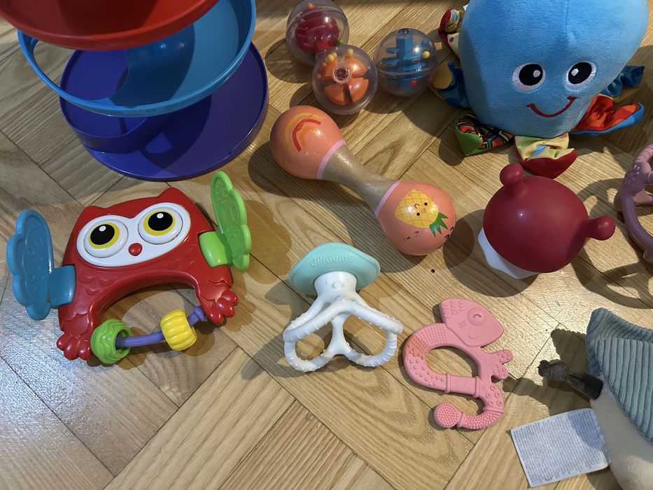 Zestaw zabawe gryzaki grzechotki reer mombella chicco itp