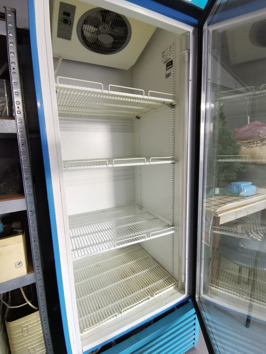 Холодильный шкаф Frigorex V-580L