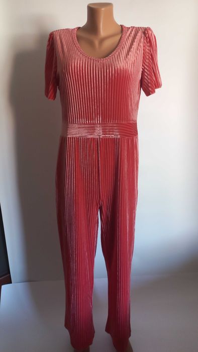 Рожевий комбінезон для вагітних  48 46 розмір