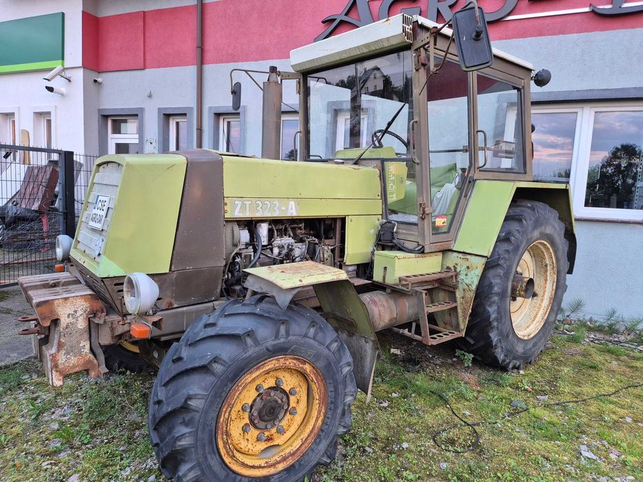 Chłodnica Maska ciągnika Fortschritt ZT323 ZT303 silnik E524 IFA E514