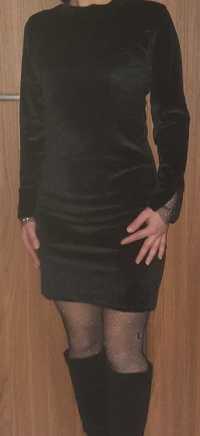 Sukienka welurowa czarna