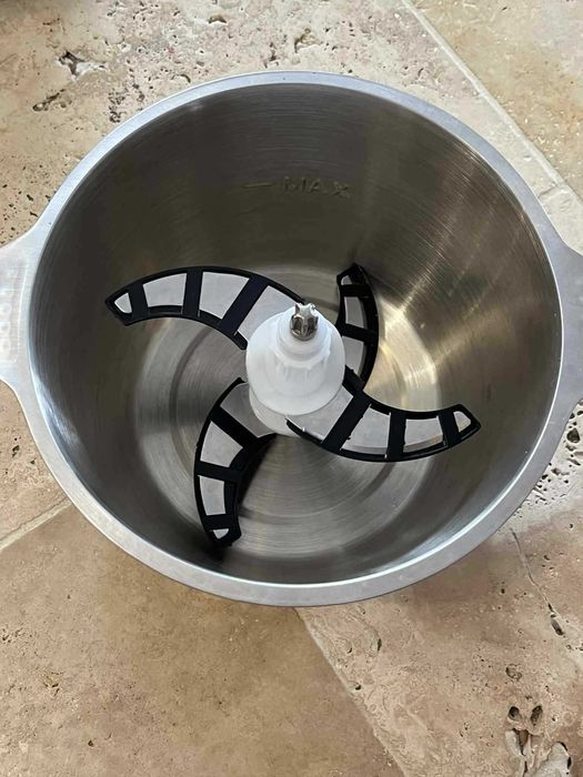 Maszynka do mielenia miesa HOMEASY ALW-FC 38 - bardzo dobry stan