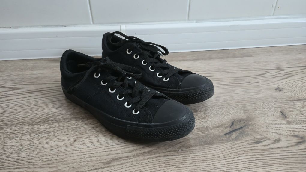 Krótkie trampki converse 41 czarne