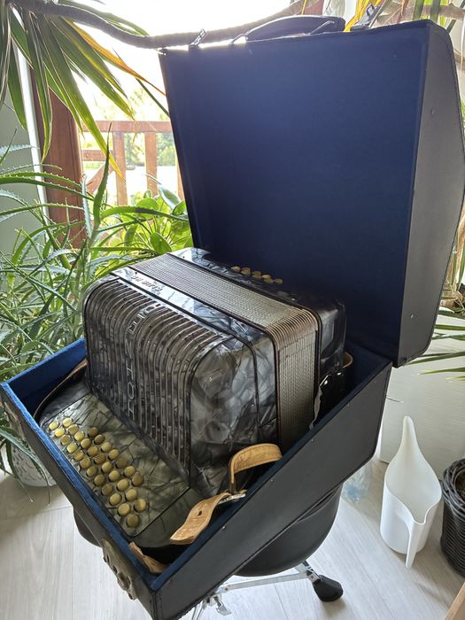Akordeon guzikowy Hohner Club II B