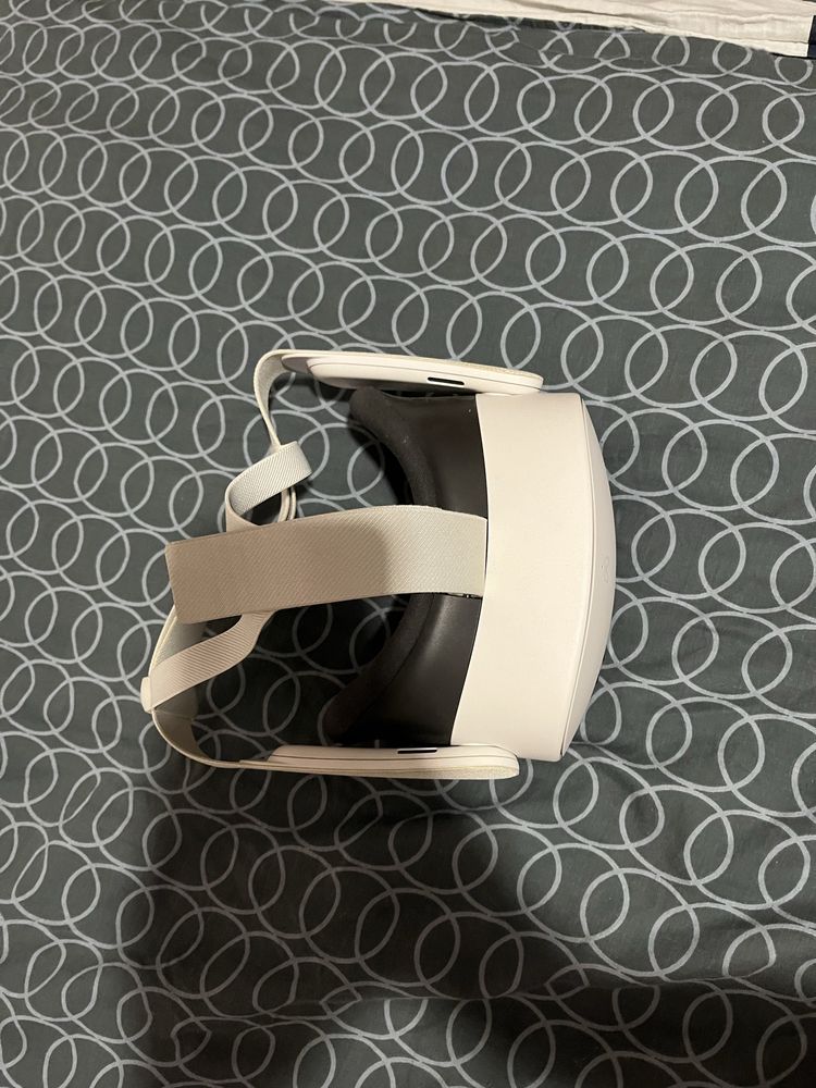 Oculus Quest 3S - stan idealny