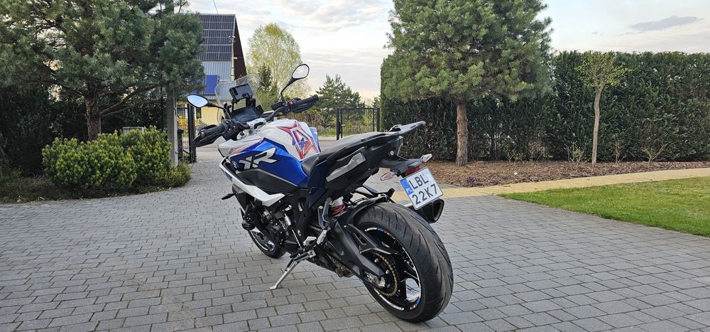 Motocykl BMW S1000XR