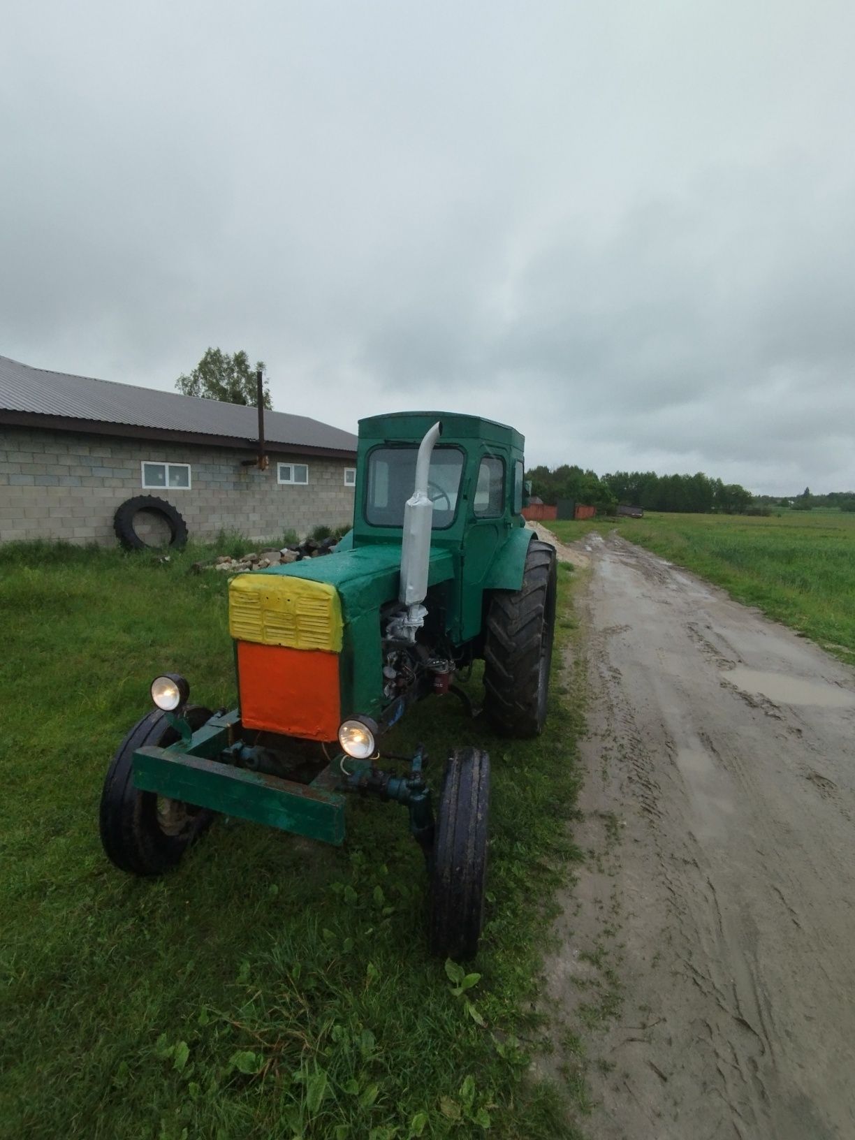 Продам Трактор Т-40