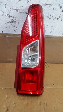 BERLINGO II LIFT LAMPA PRAWA TYŁ 9680545180