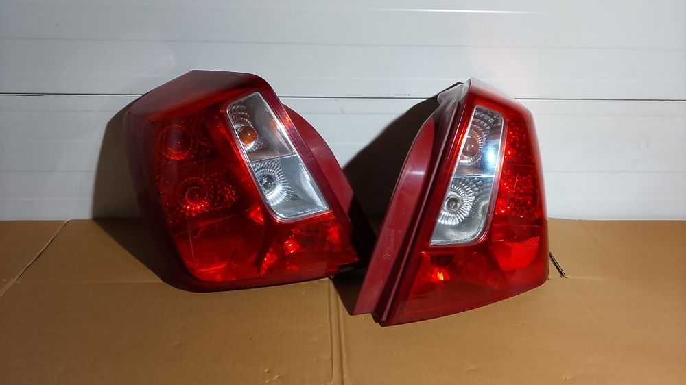 Lampy tył Chevrolet Nubira 3 sedan