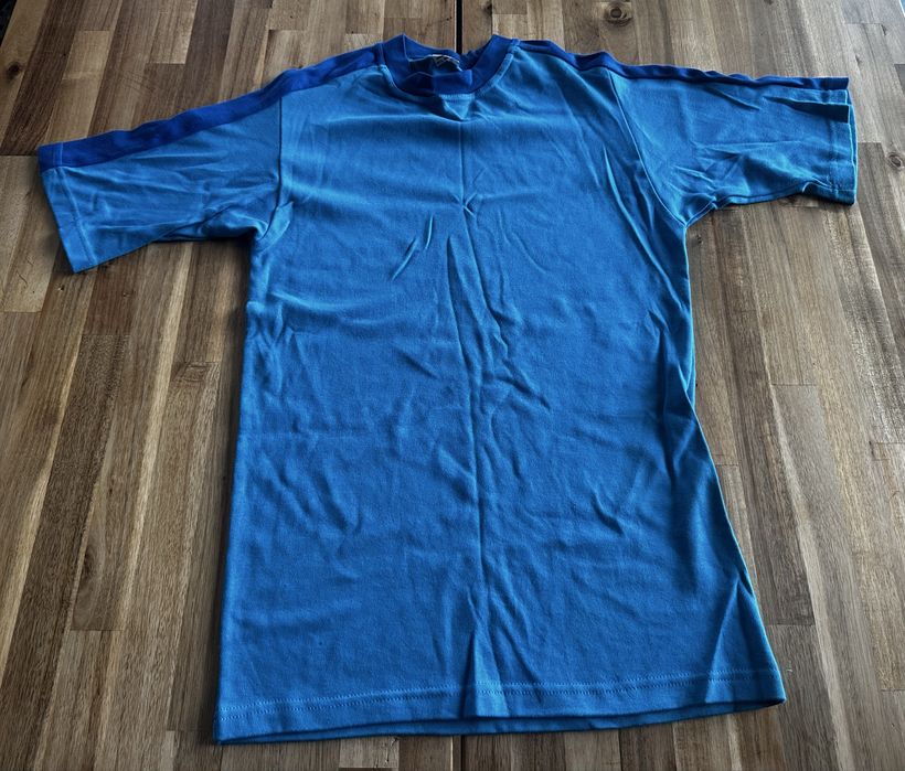 Wojskowy strój sportowy