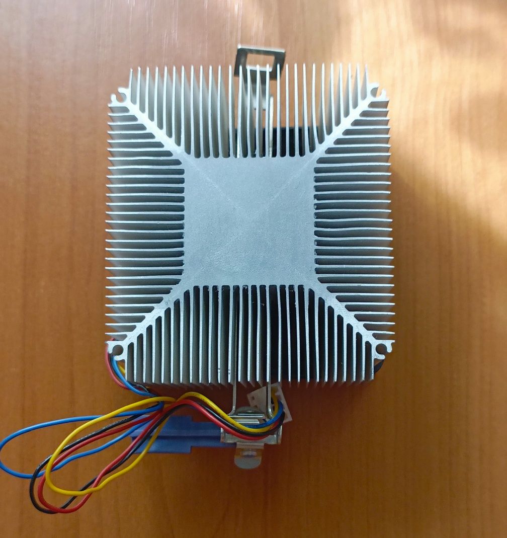 Процессор AMD Athlon II x3 450, кулер  процесора