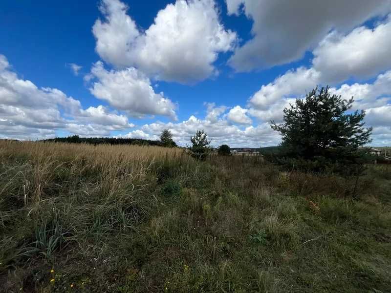 Зем. ділянка під житловий будинок, 0,15 га, вул. Молодiжна, 19