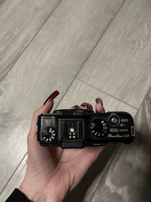 Продам цифровий фотоапарат Canon PowerShot G9