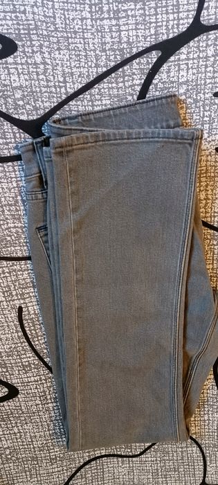 Vendo calças novas marca Volcom