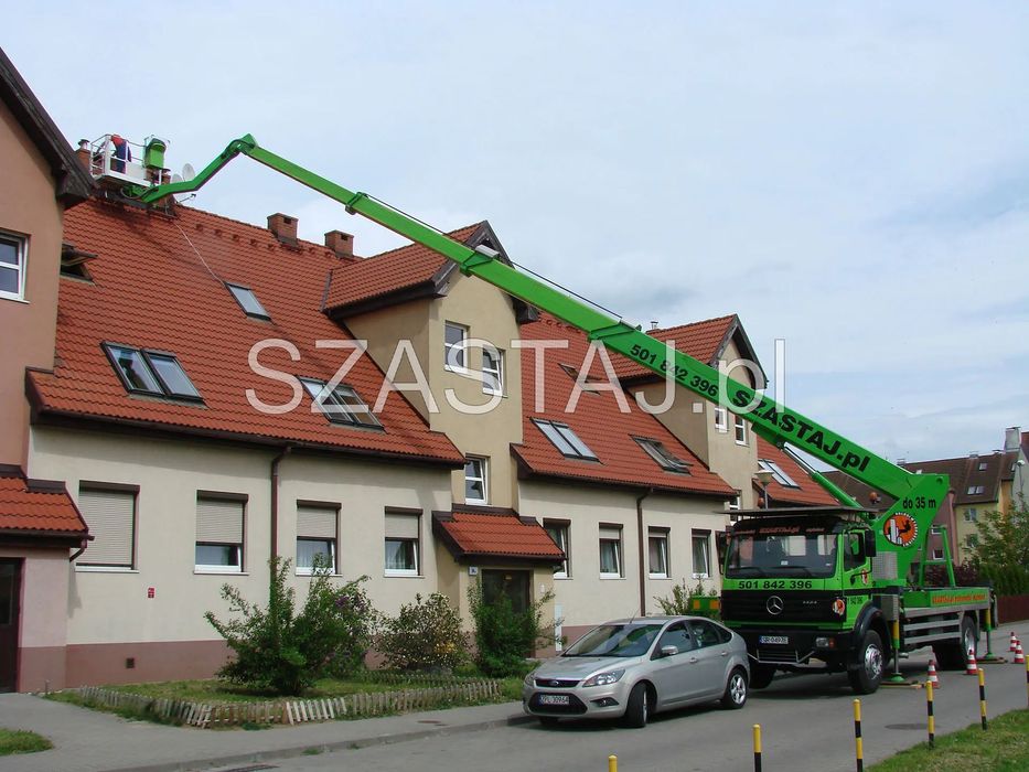 Mercedes-Benz Podnośnik Koszowy Wumag WT350 35 Metrów 29 w bok Pilot  Mercedes Podnośnik Koszowy Wumag WT 350 35 Metrów 29 w bok Pilot