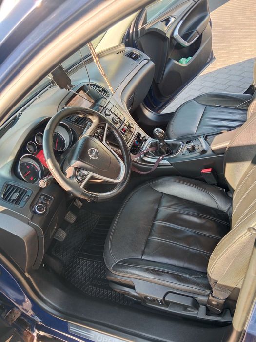 Опель Інсінгнія 2.0 дизель.ХОРОШИЙ СТАН,ХОРОША ЦІНА