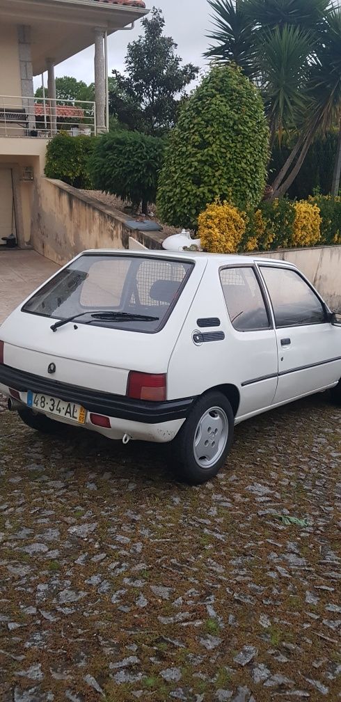 Todo o material Peugeot 205