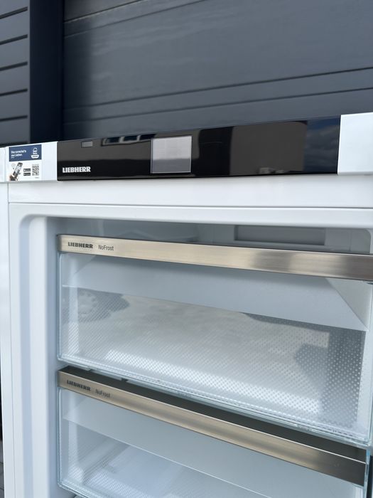 185 cm  Морозильна камера Liebherr FNc 5277