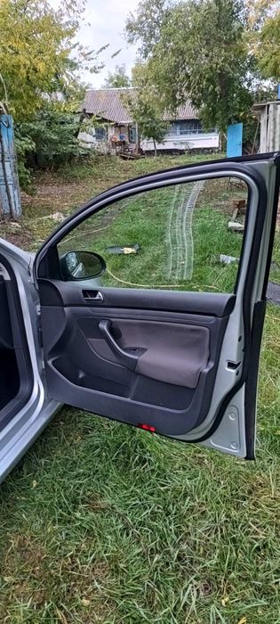 Продам Volkswagen Golf 2008