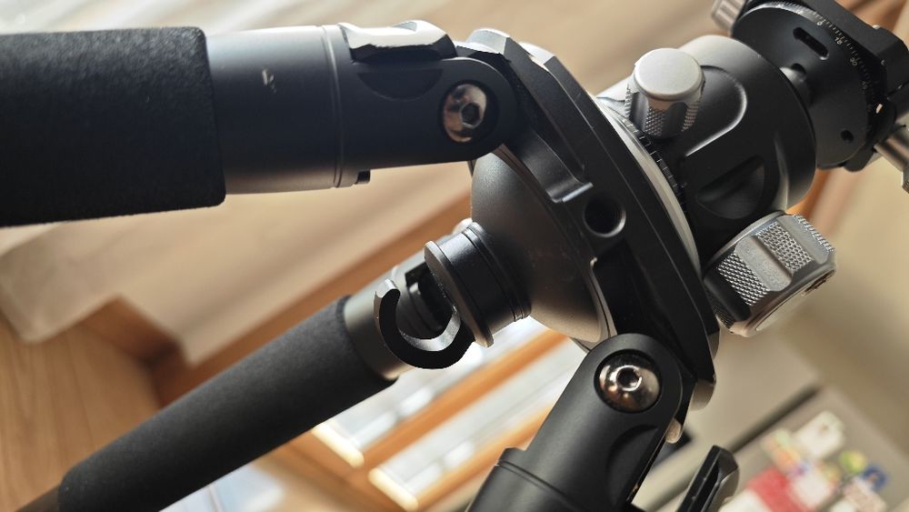 Tripé fibra de carbono INNOREL