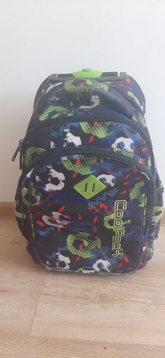 Plecak szkolny na kółkach