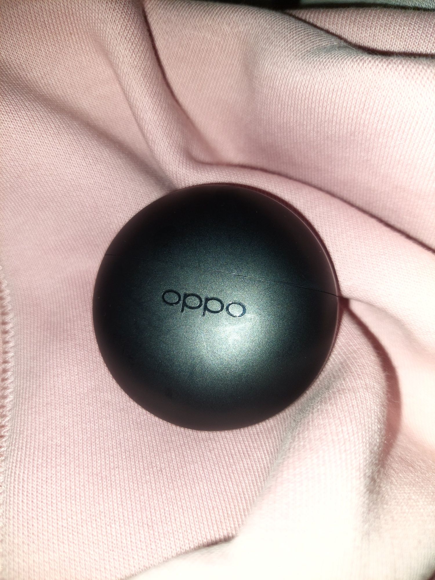 Навушники та кейс OPPO Enco Buds Buds 2