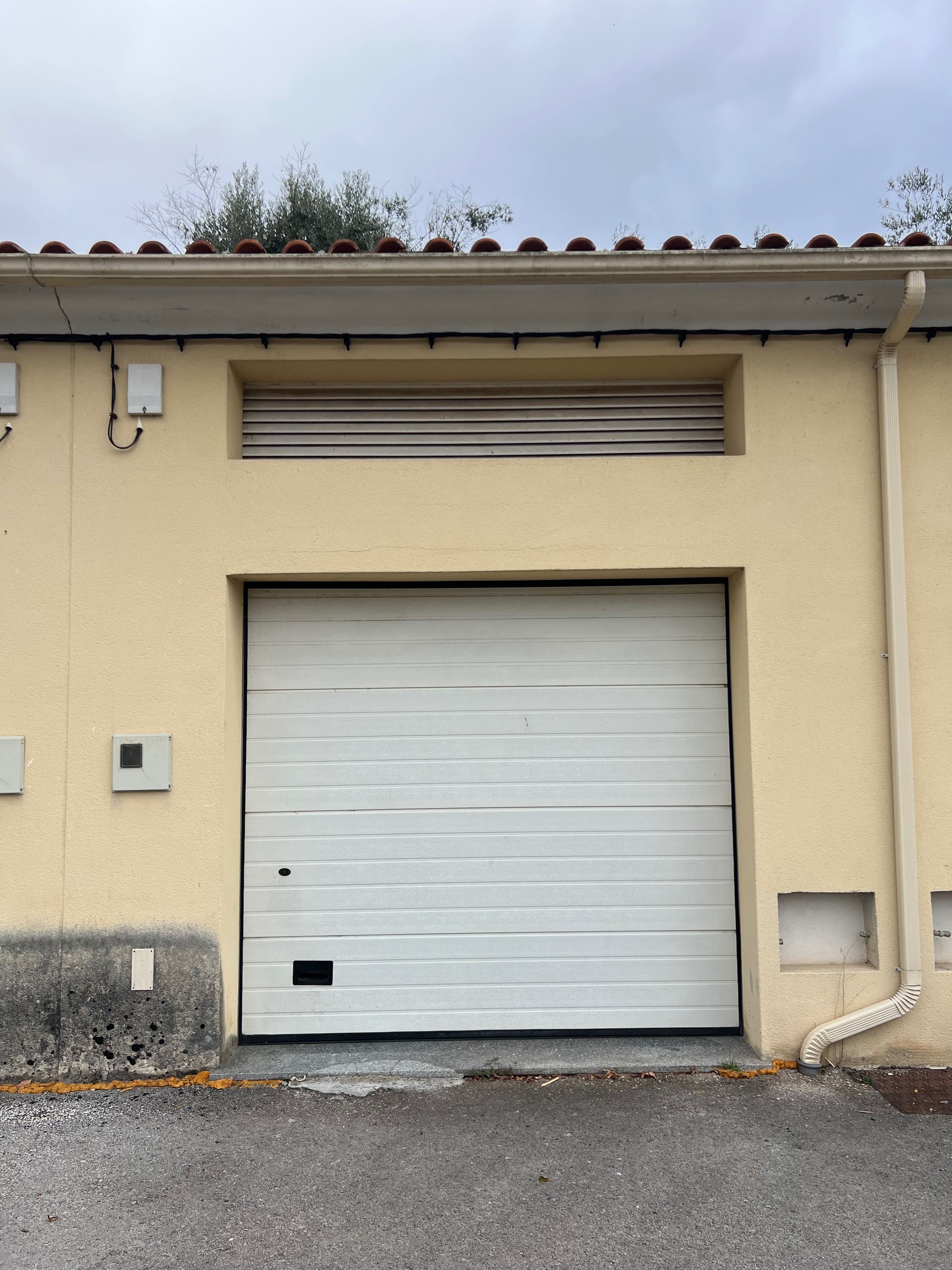 Garagem para arrendar